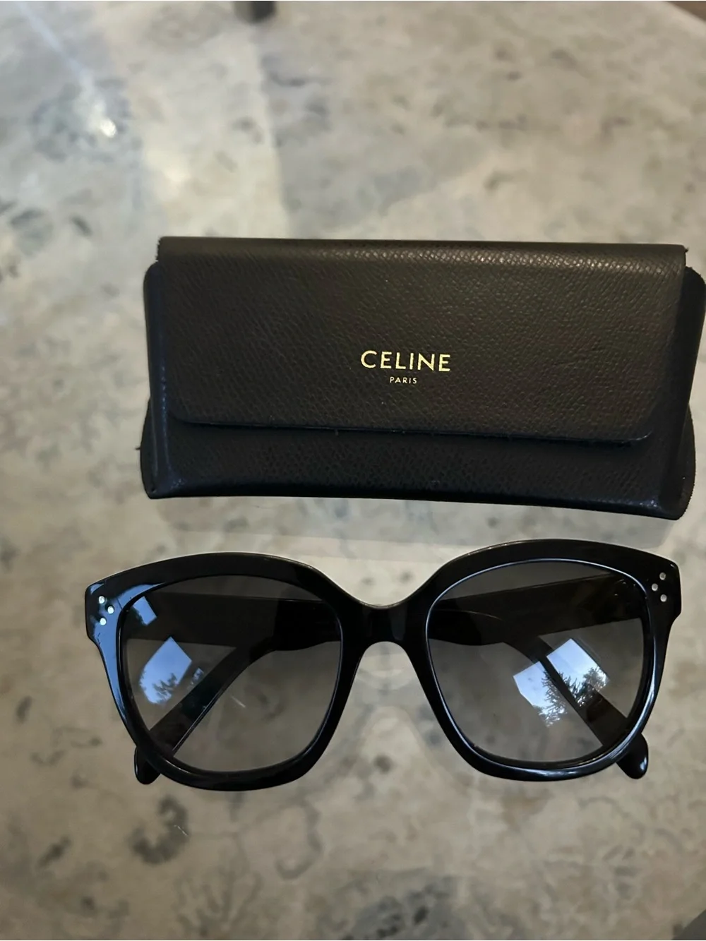 CELINE black oversized sunglasses CL40167I 01B 55x19x145